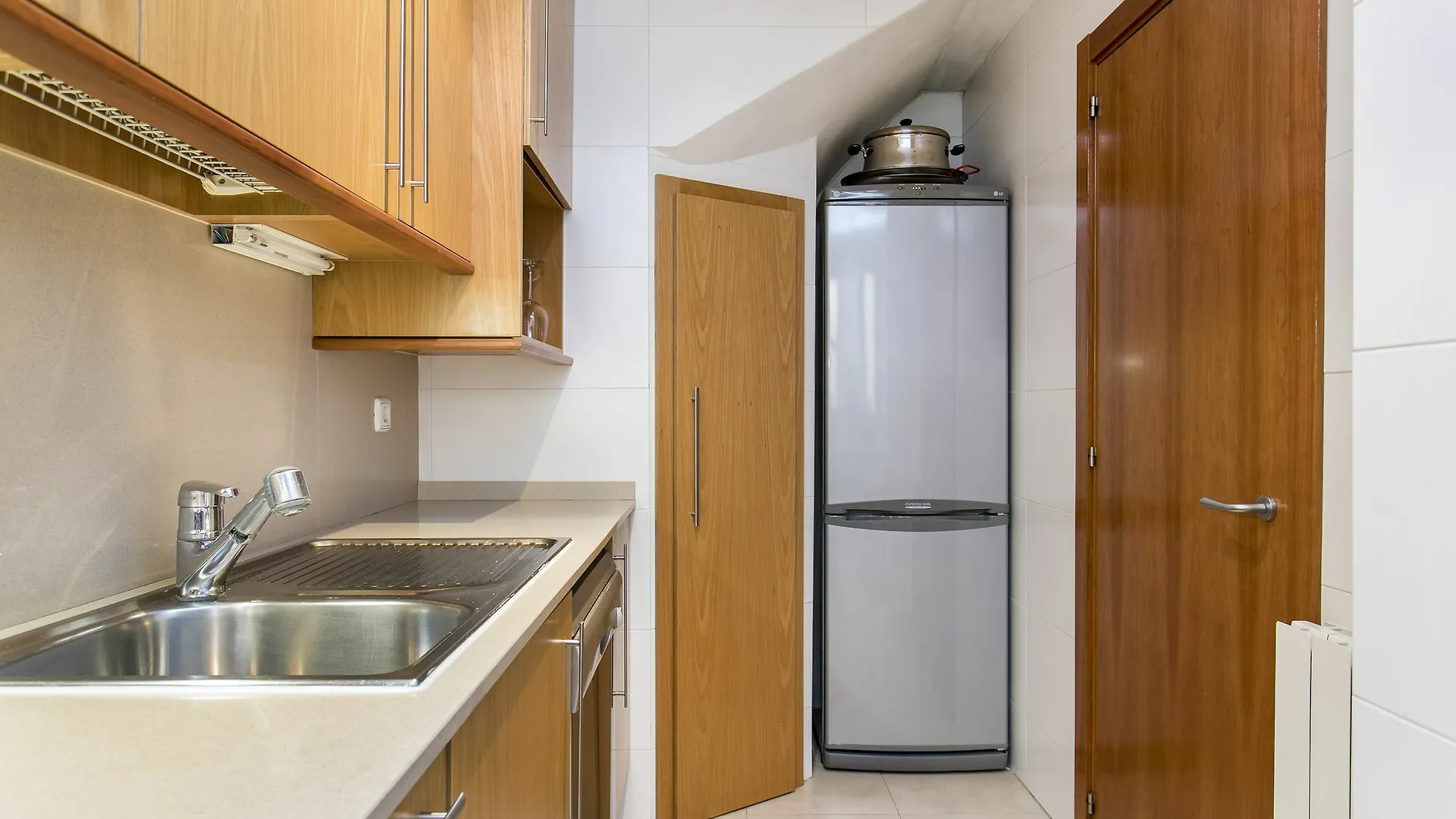 바르셀로나 Modern Penthouse Girona 아파트
